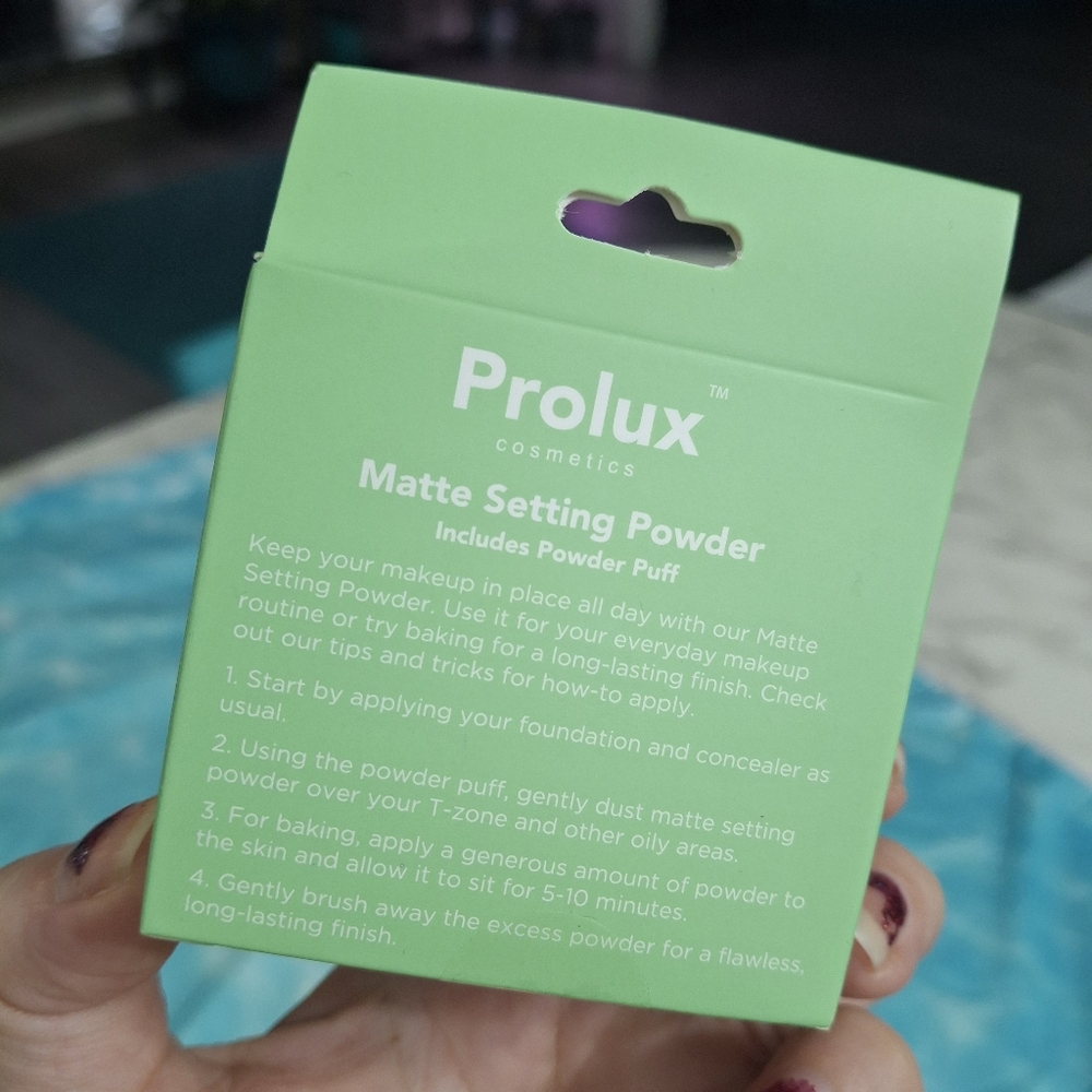 Prolux Matte Setting Powder - Picture 2 of 3